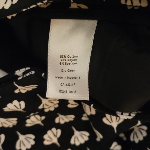 Talbots Dress Pants Capris - Picture 5 of 6